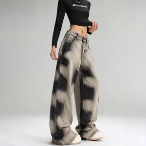 Grunge Sprayed Jeans