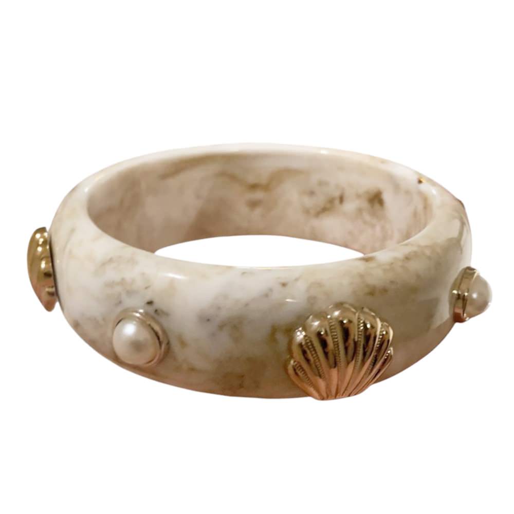 Seashell Oversized Bracelet