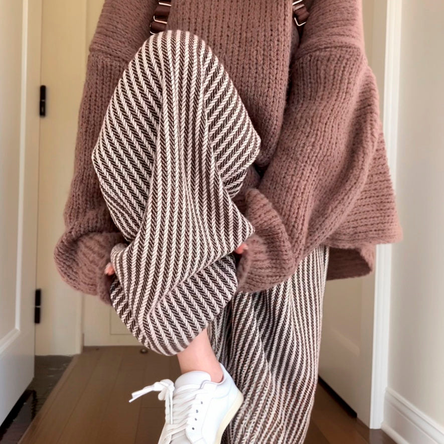 Coffee Break Knit Pants